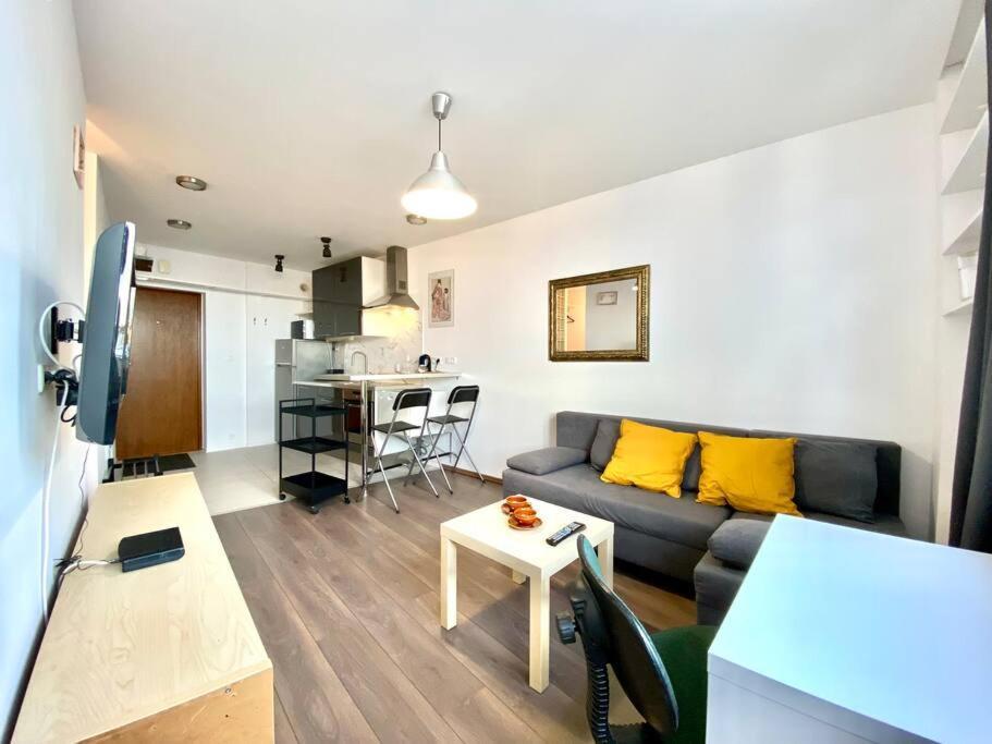 Studio Muranow By Esteum Host Διαμέρισμα Βαρσοβία Εξωτερικό φωτογραφία